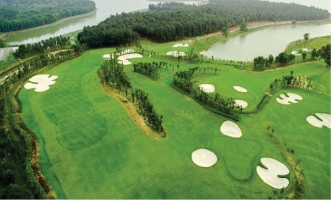 Sân golf hồ Lắk 